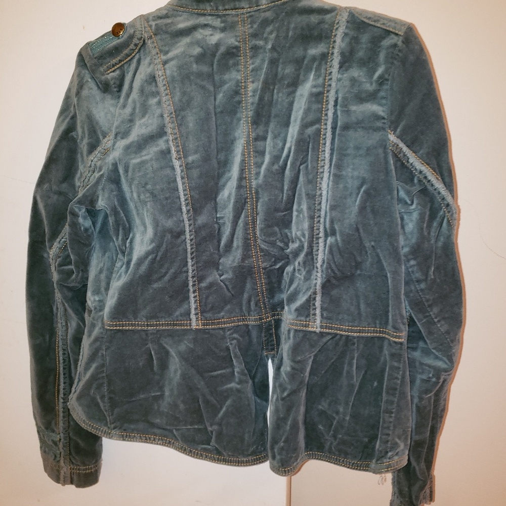 Next blazer - Picture 3 of 4